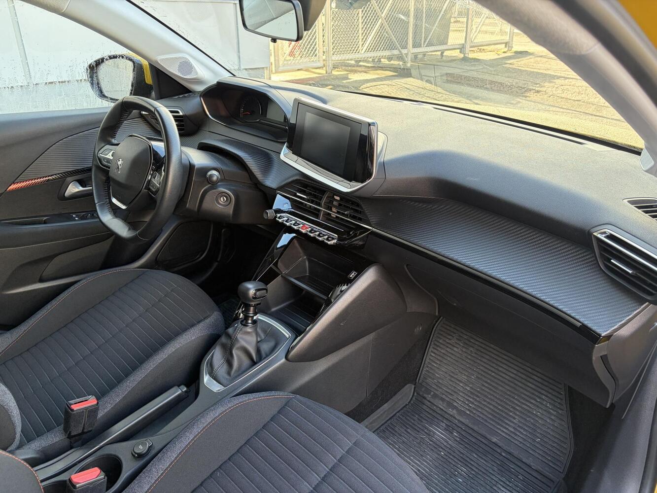 Peugeot 208 vaihtoauto