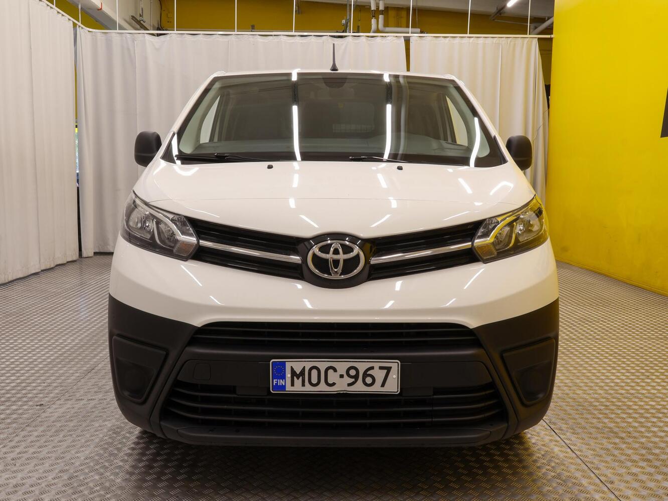 Toyota Proace vaihtoauto
