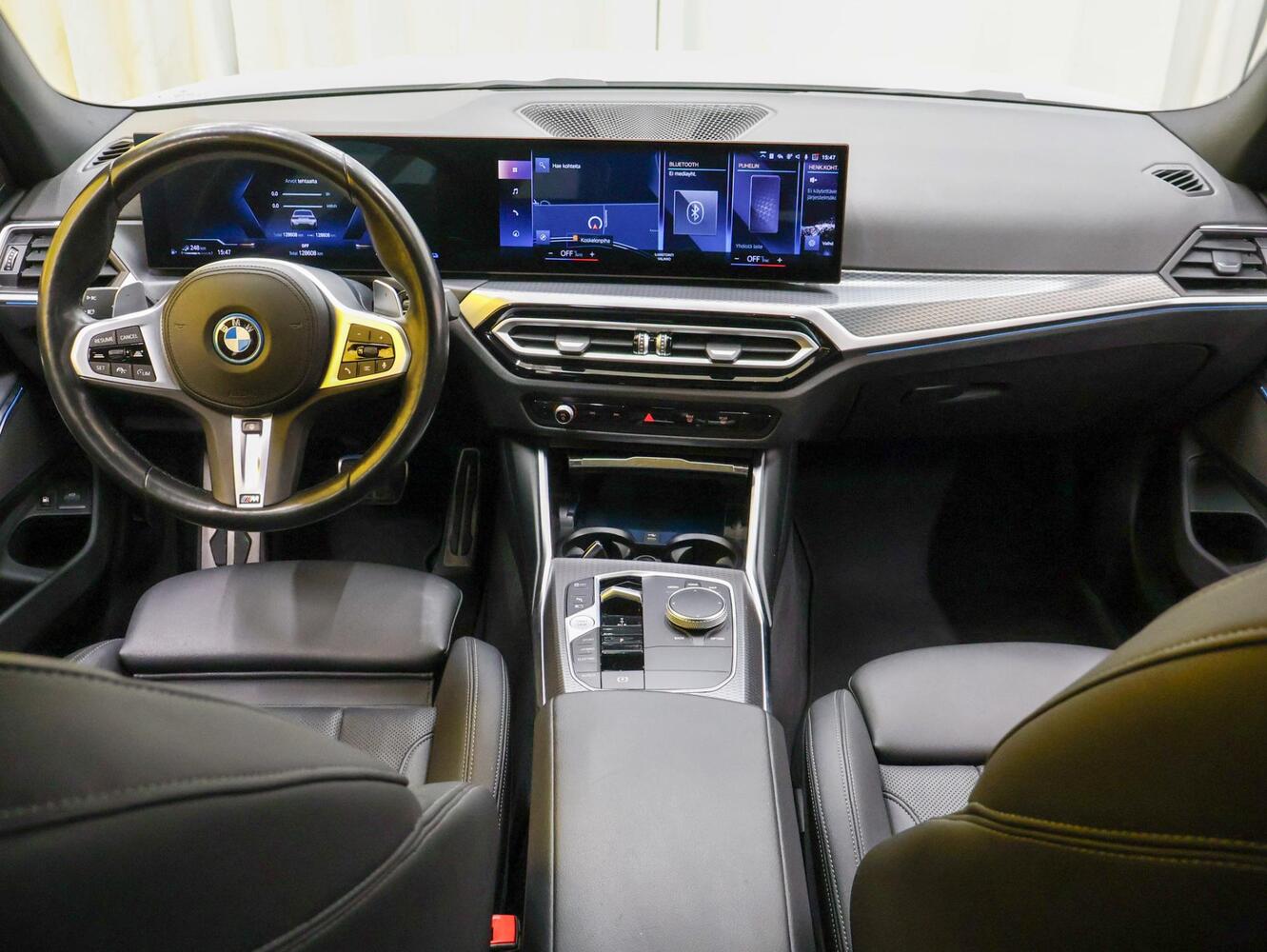 BMW 330 vaihtoauto