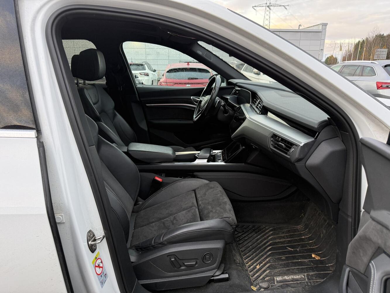 Audi e-tron vaihtoauto