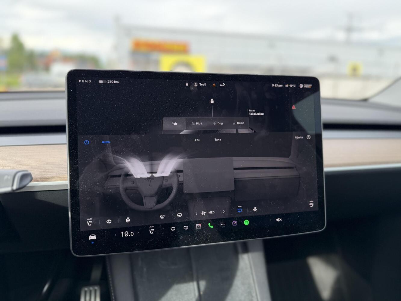 Tesla Model Y vaihtoauto