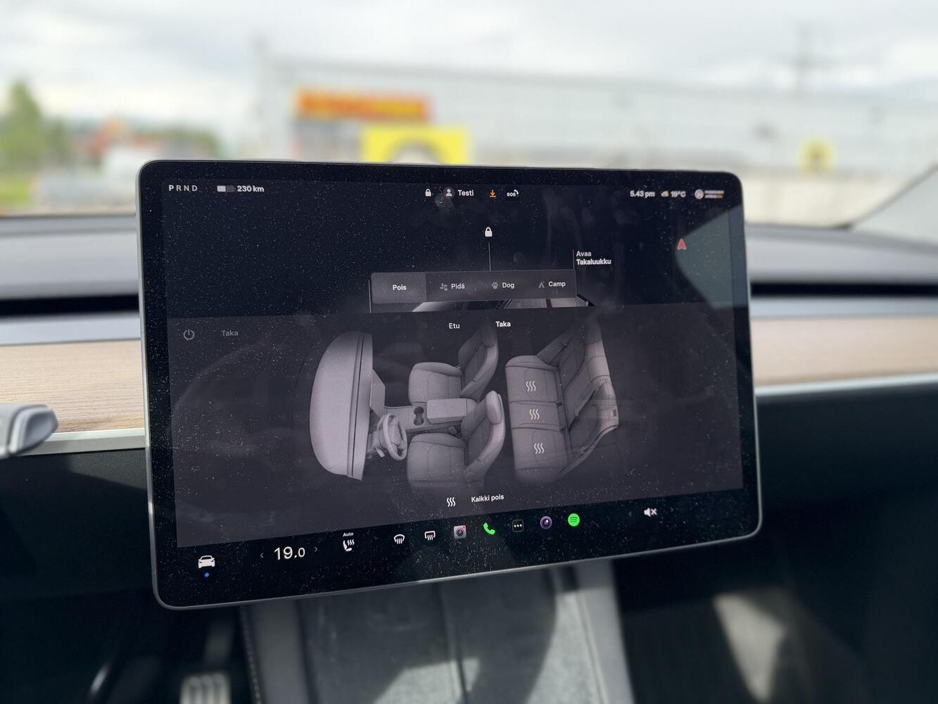 Tesla Model Y vaihtoauto