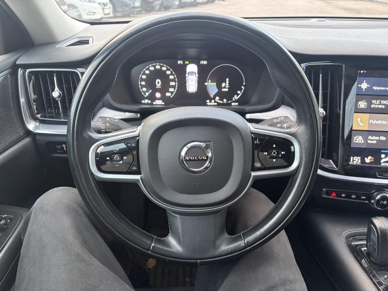 Volvo V60 vaihtoauto