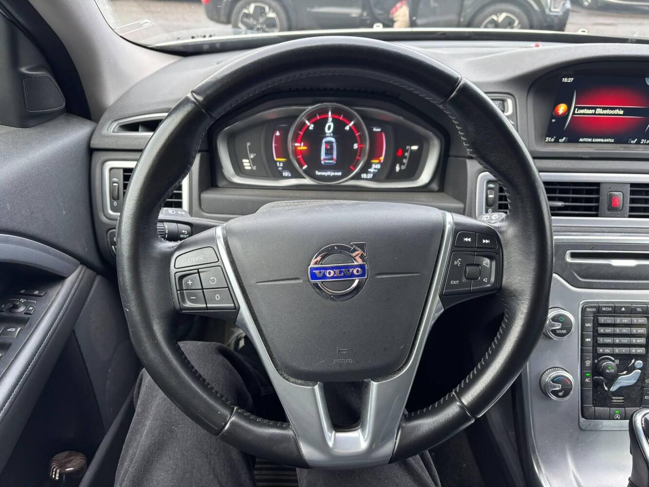 Volvo V70 vaihtoauto