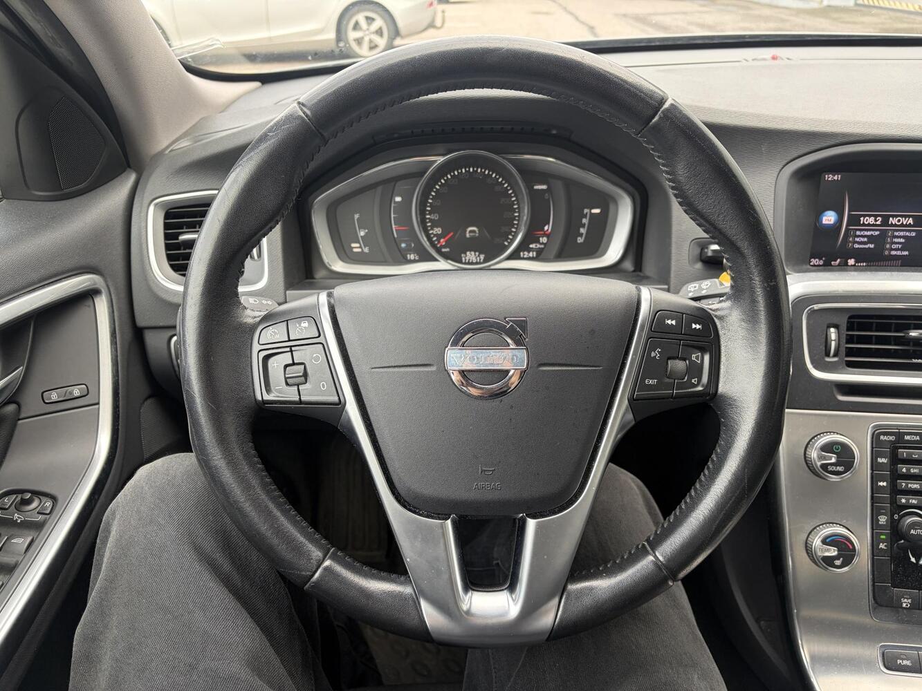 Volvo V60 vaihtoauto