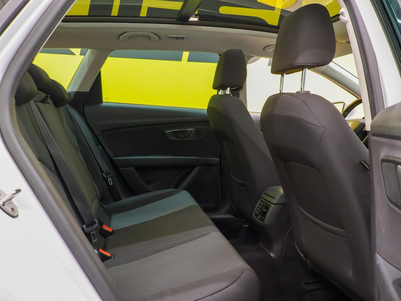 SEAT Leon ST vaihtoauto