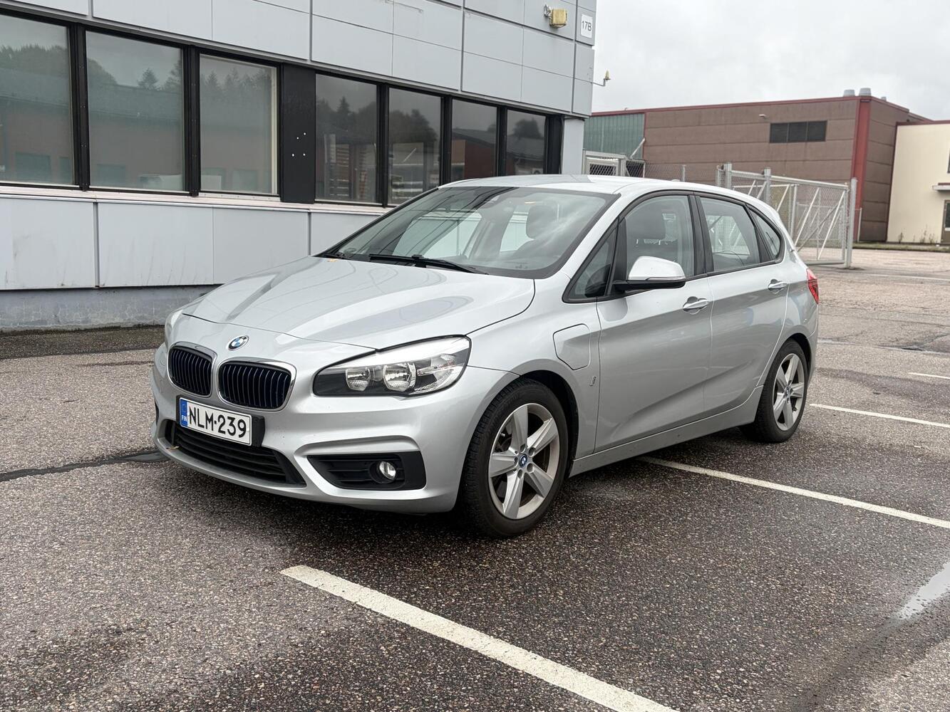 BMW 225 vaihtoauto