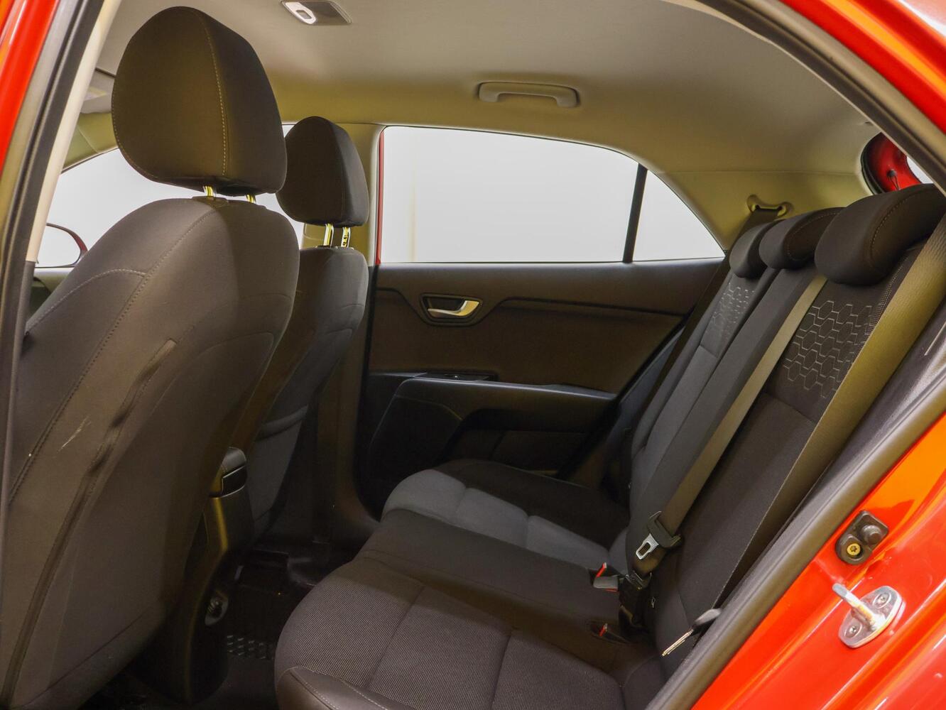 Kia Rio vaihtoauto