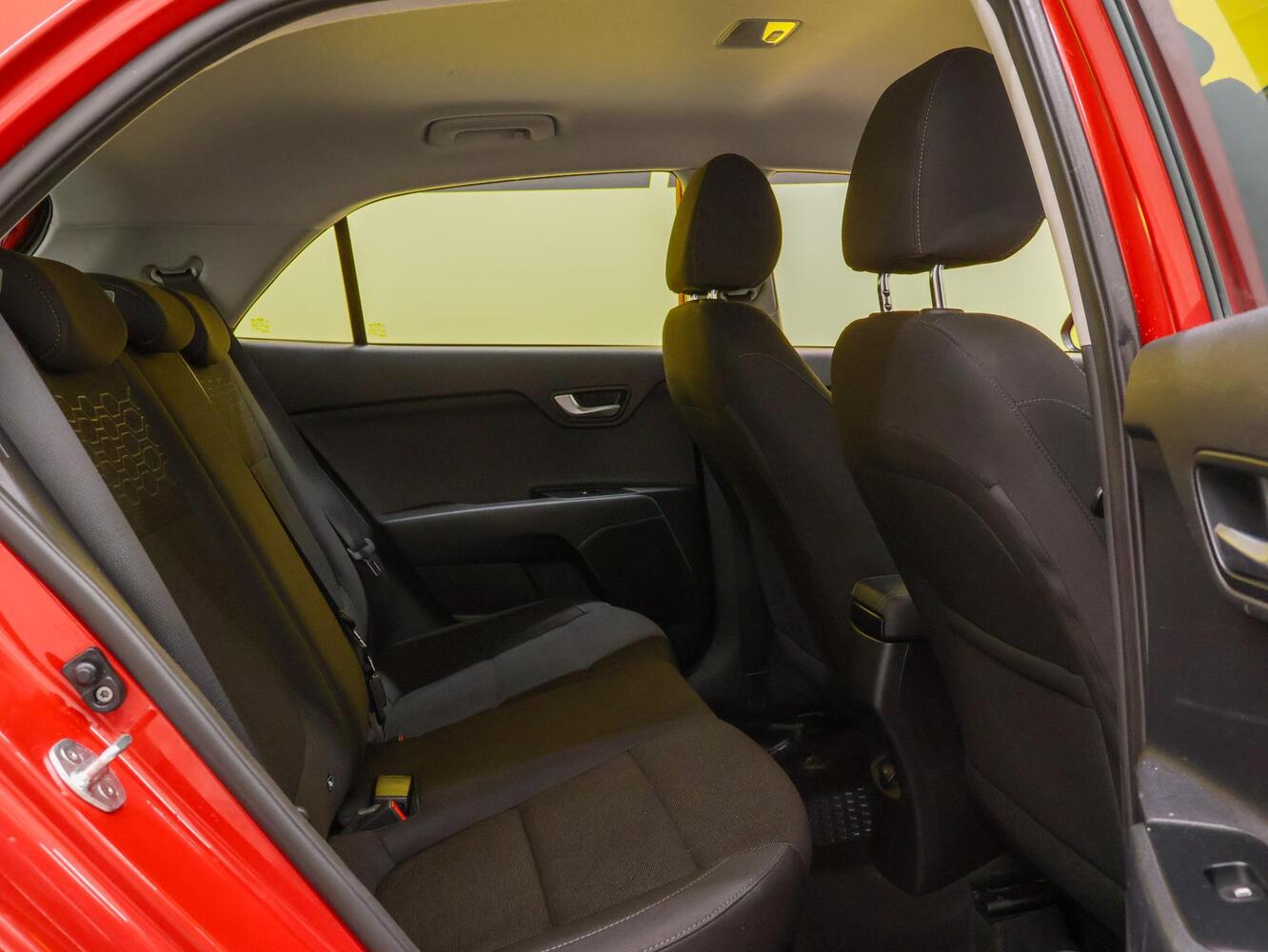 Kia Rio vaihtoauto