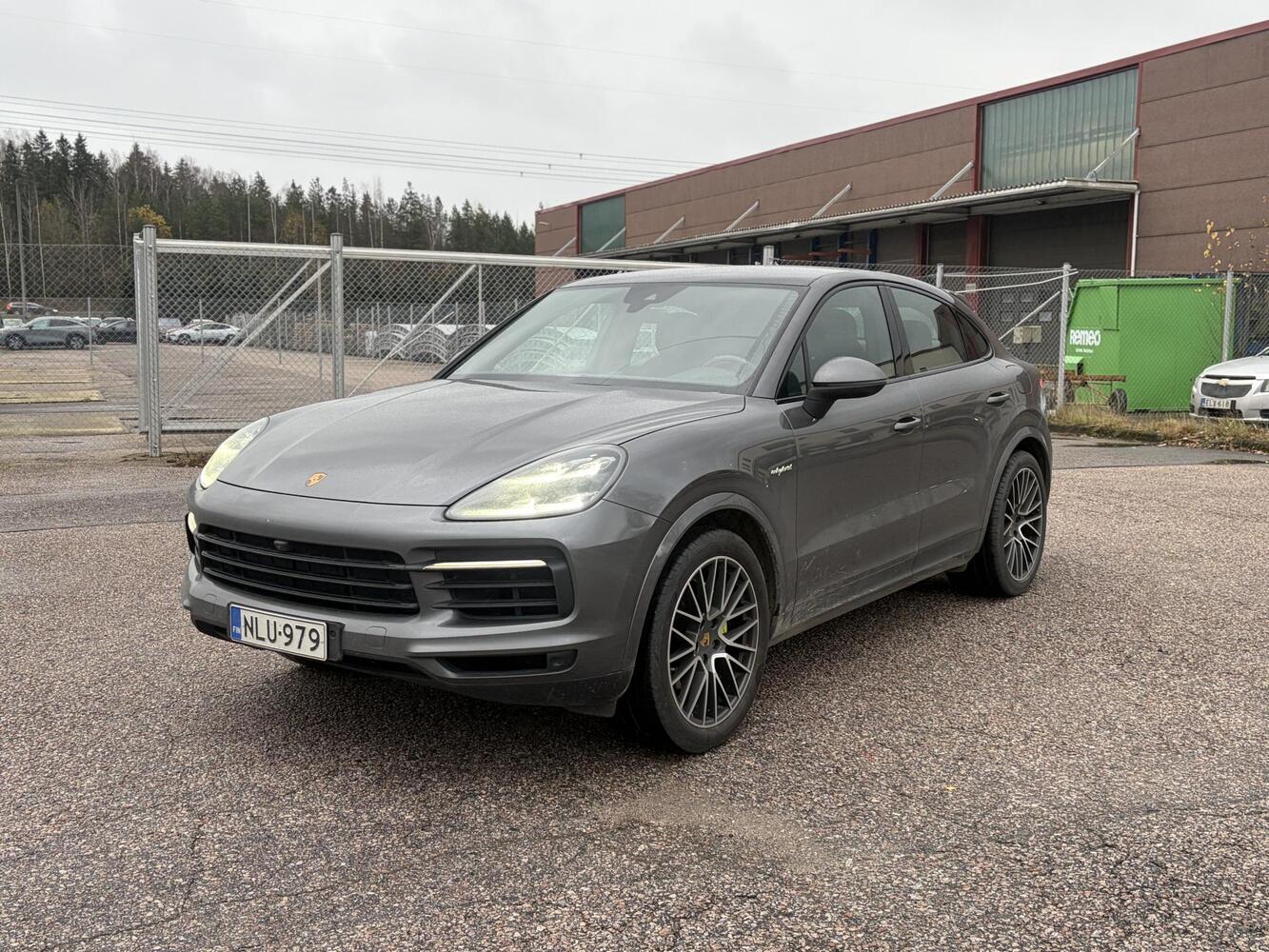 Porsche Cayenne vaihtoauto