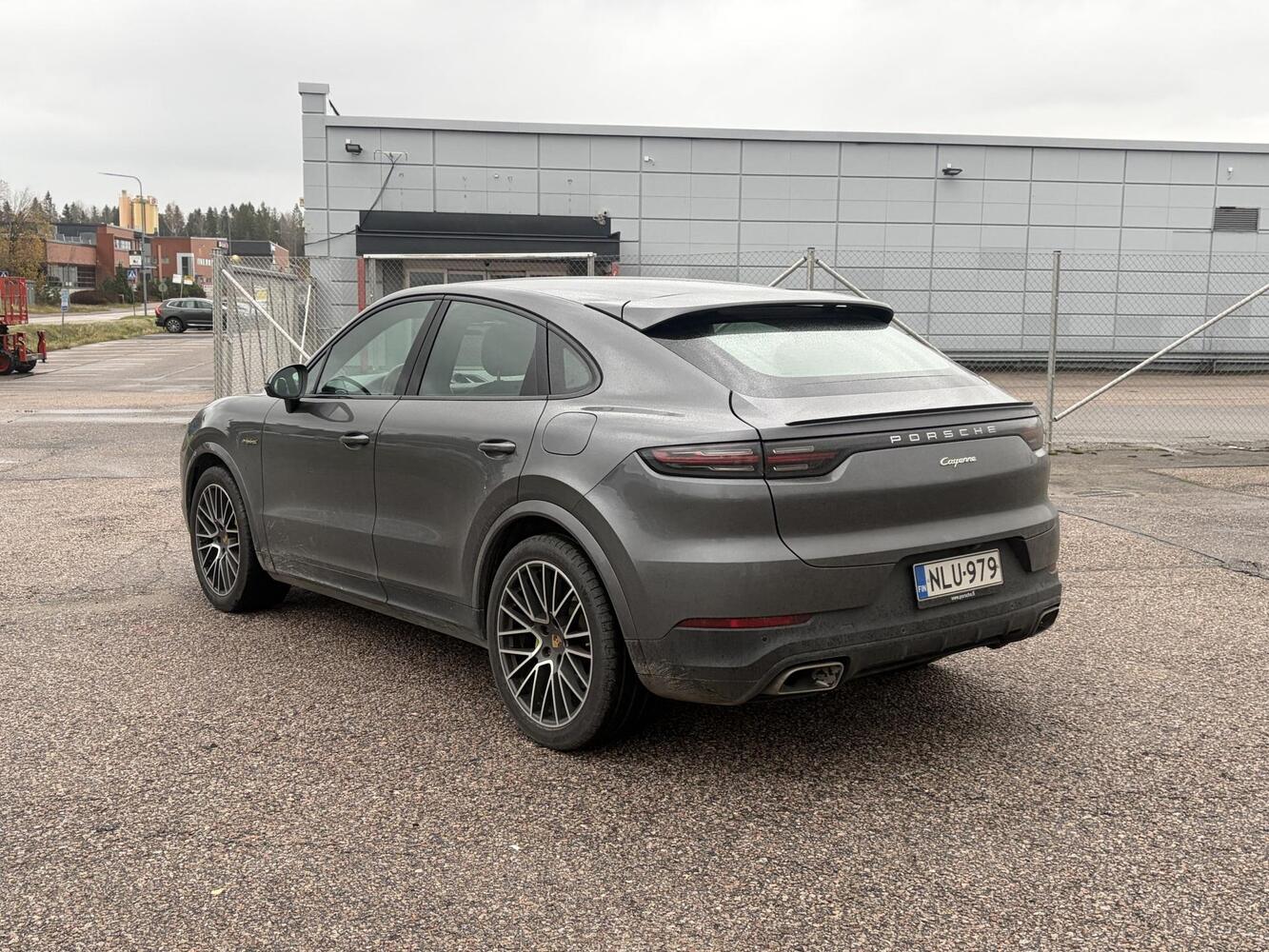 Porsche Cayenne vaihtoauto