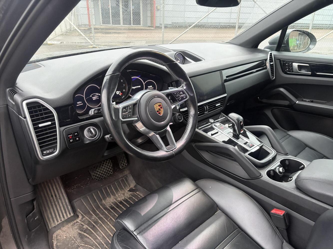 Porsche Cayenne vaihtoauto
