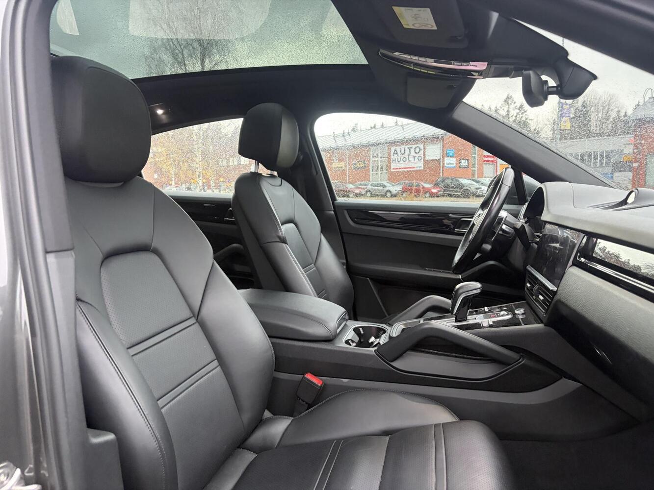 Porsche Cayenne vaihtoauto