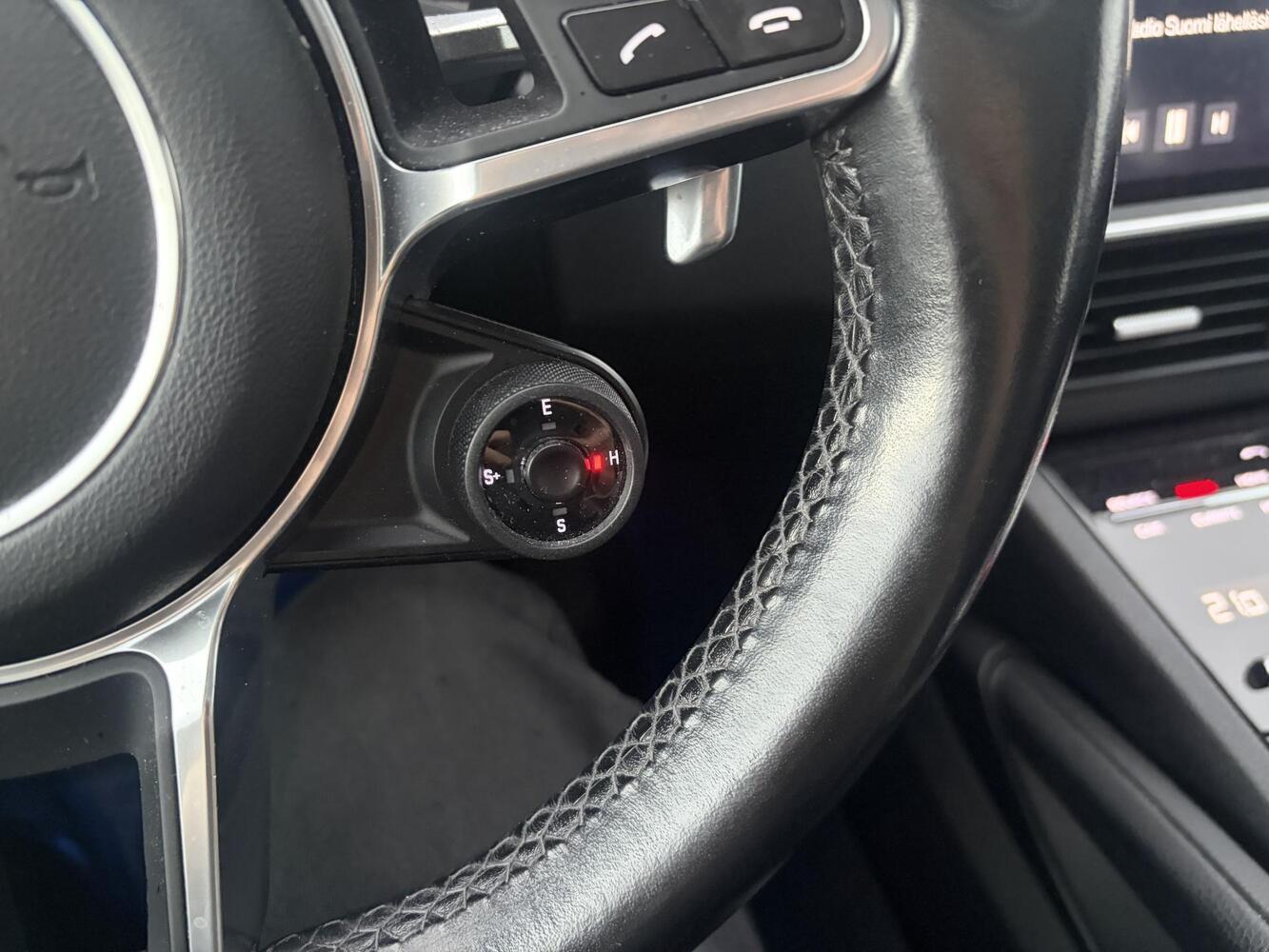 Porsche Cayenne vaihtoauto