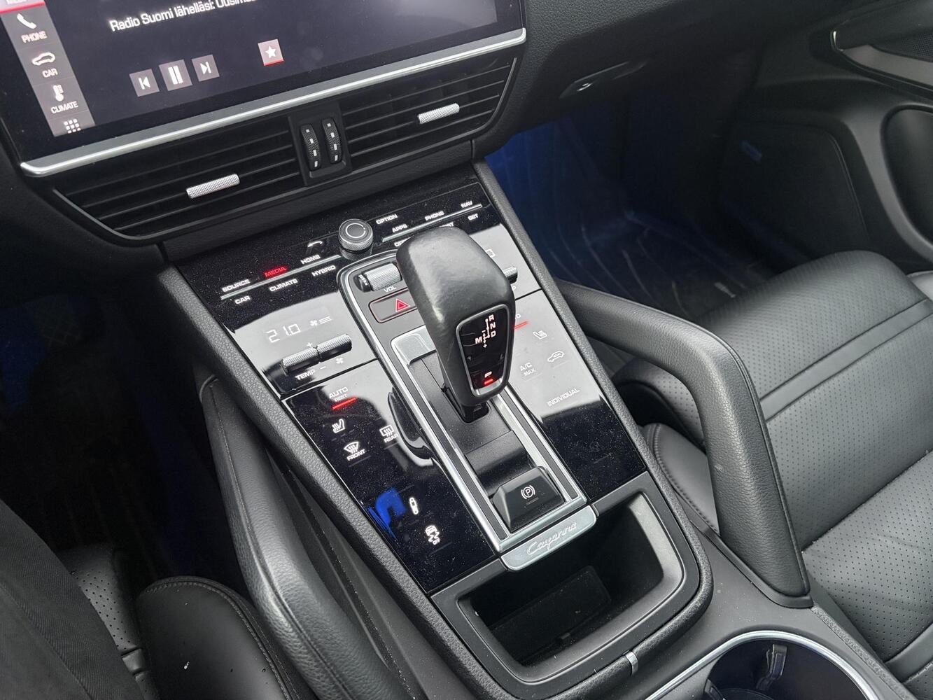 Porsche Cayenne vaihtoauto