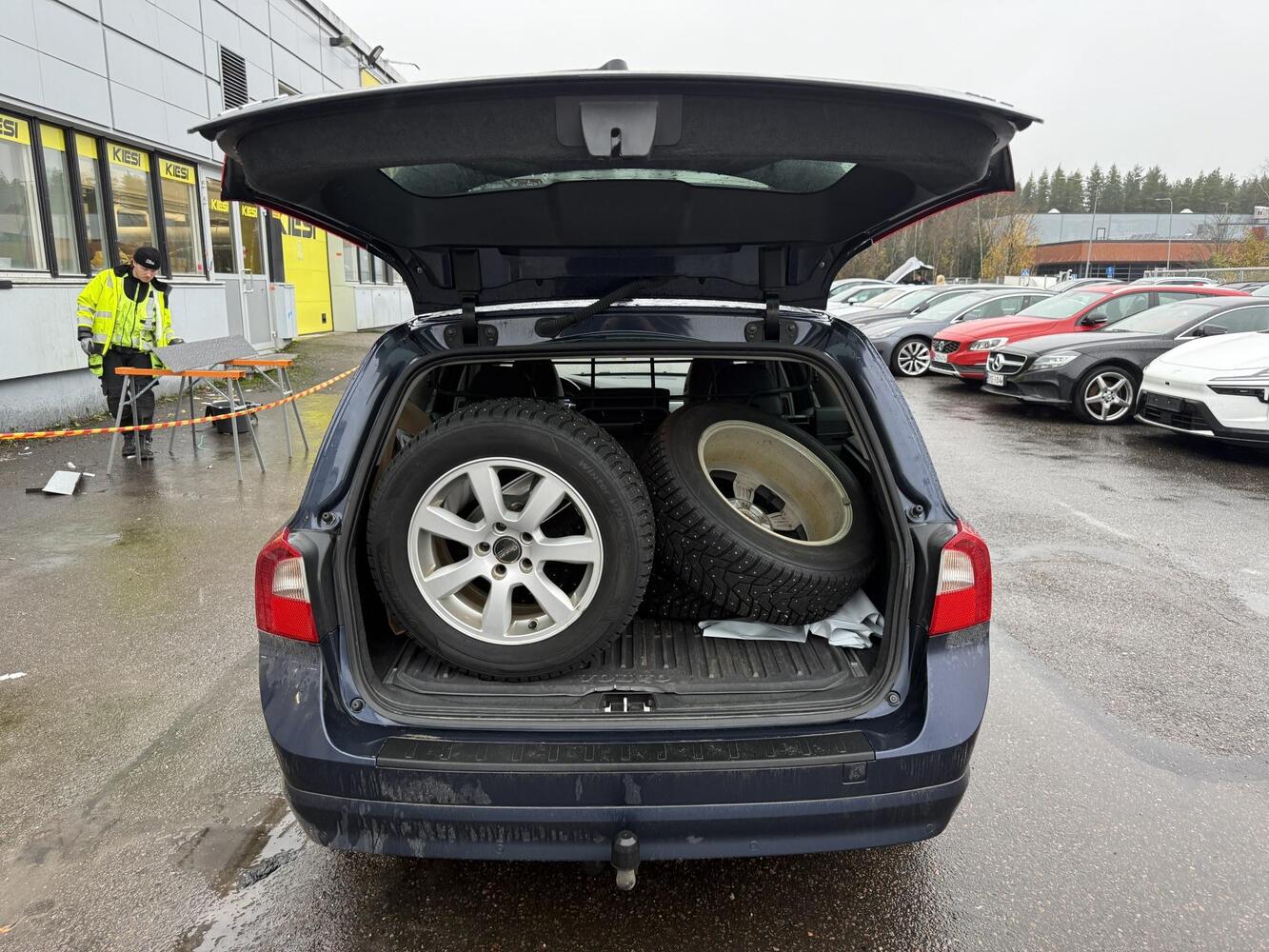 Volvo V70 vaihtoauto