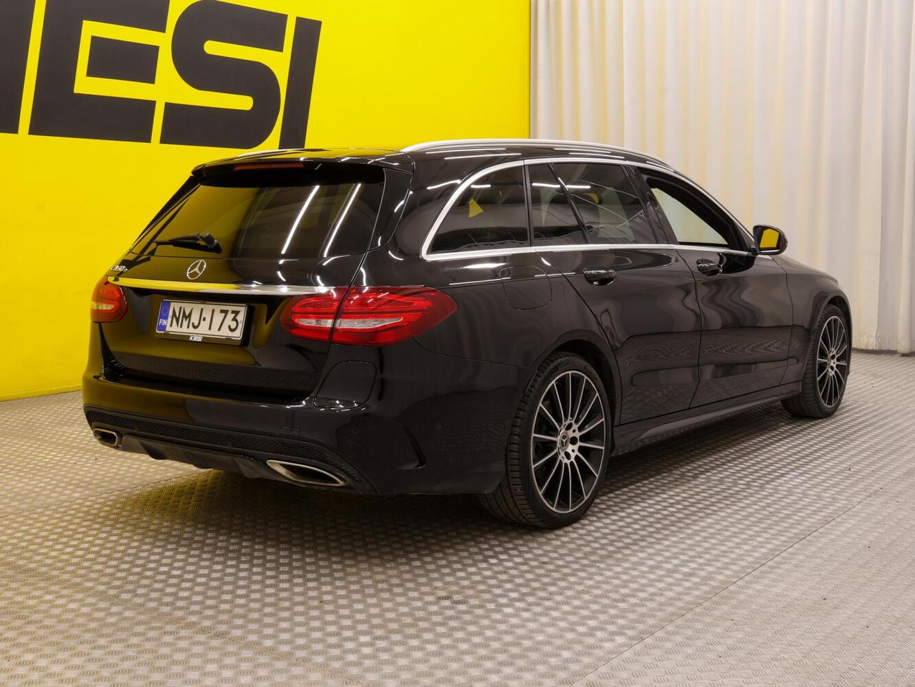 Mercedes-Benz C vaihtoauto