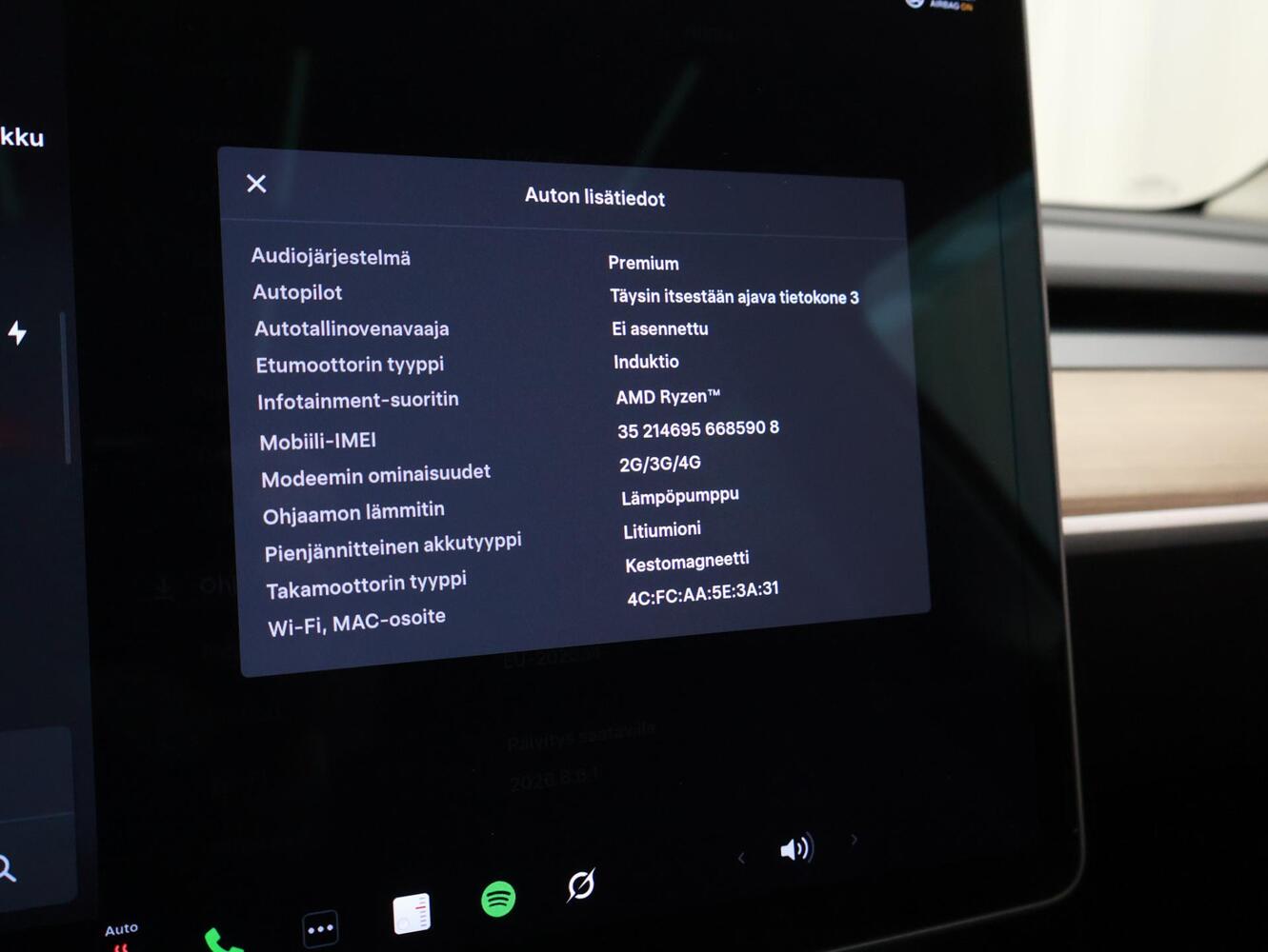 Tesla Model Y vaihtoauto