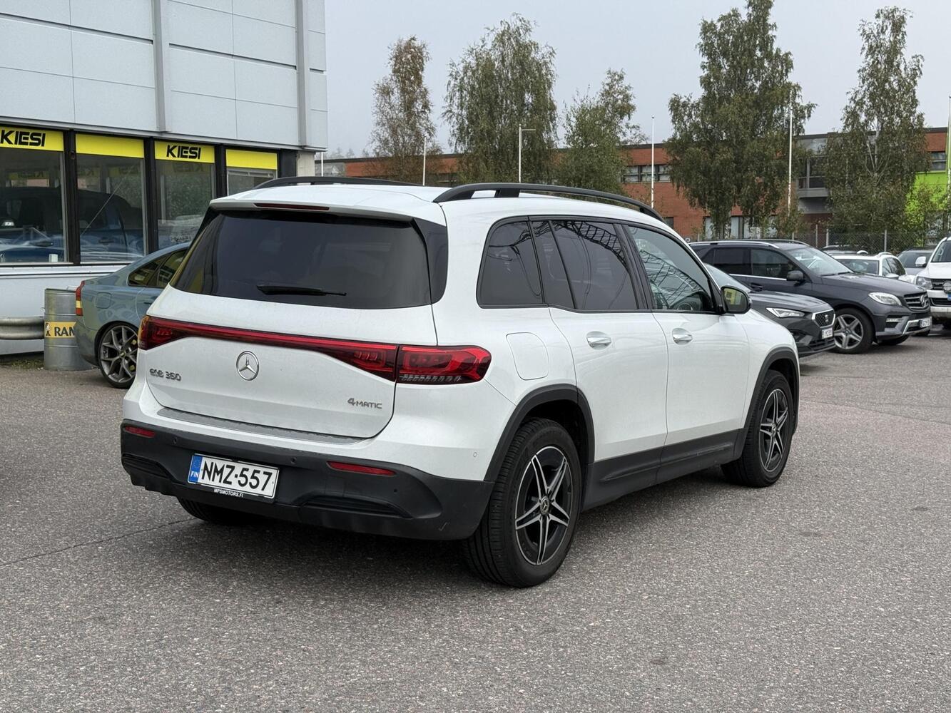 Mercedes-Benz EQB vaihtoauto