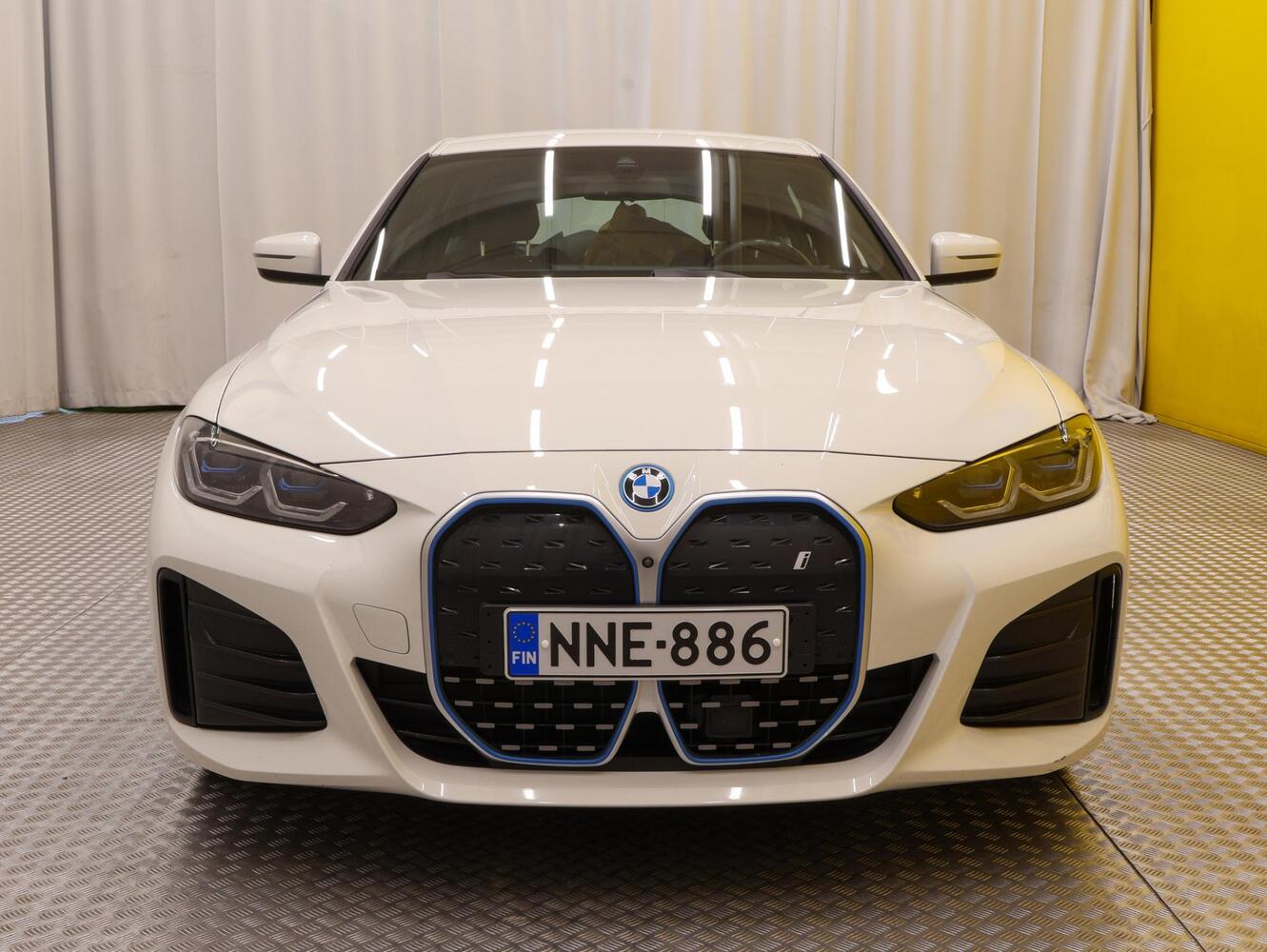 BMW i4 vaihtoauto