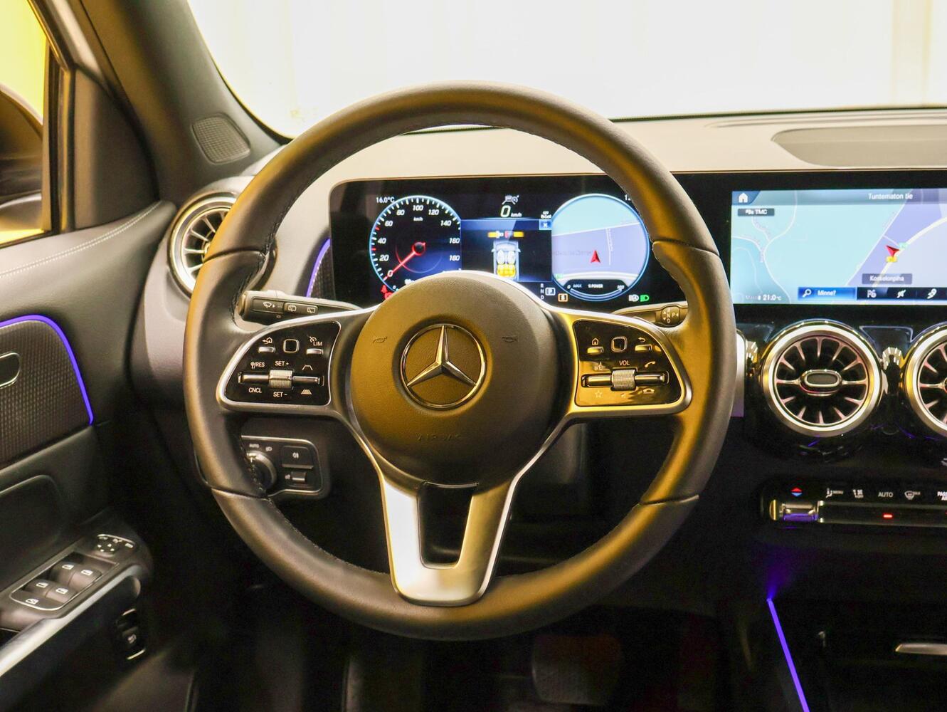 Mercedes-Benz EQB vaihtoauto