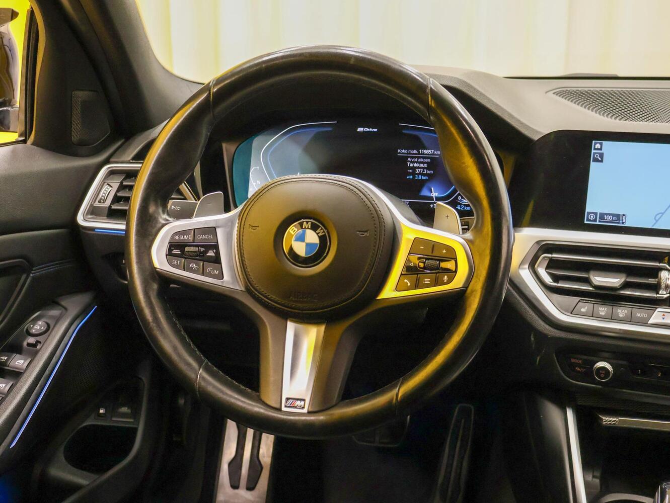 BMW 330 vaihtoauto
