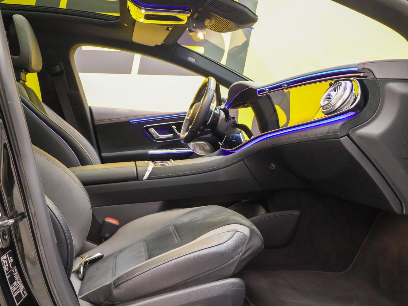 Mercedes-Benz EQE vaihtoauto