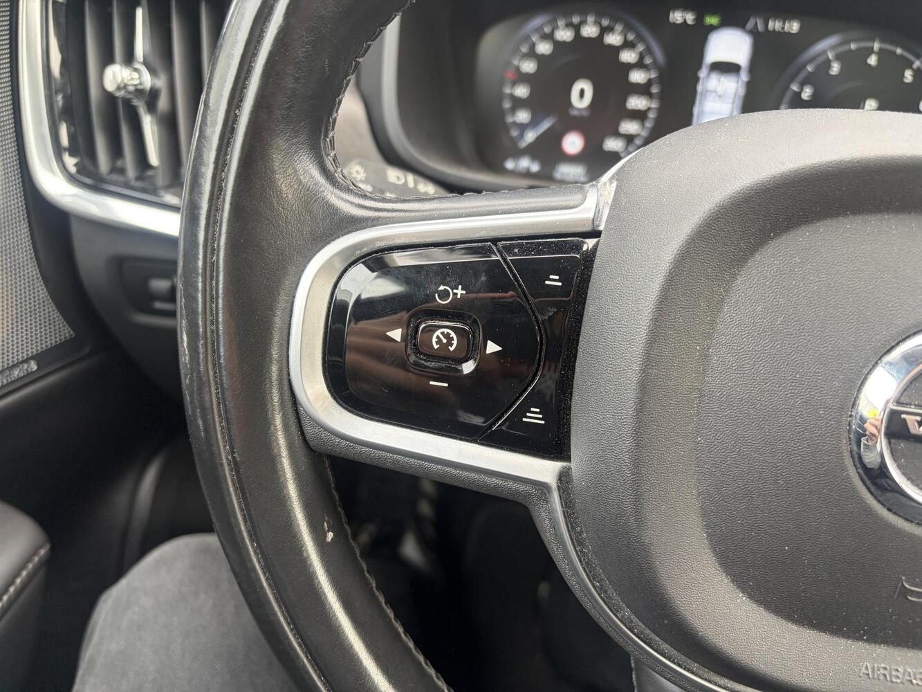 Volvo V90 Cross Country vaihtoauto