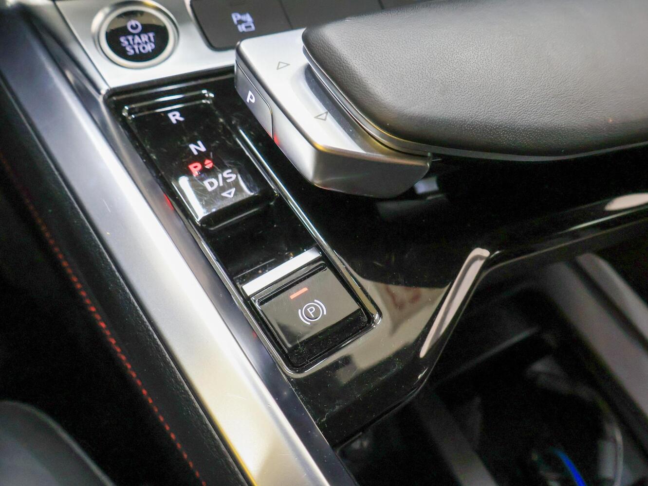 Audi Q8 e-tron vaihtoauto