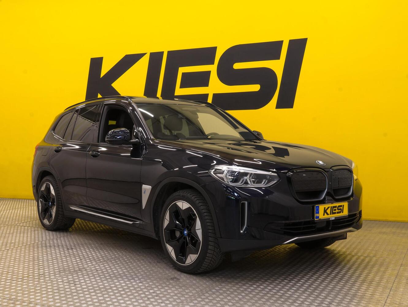 BMW iX3 vaihtoauto