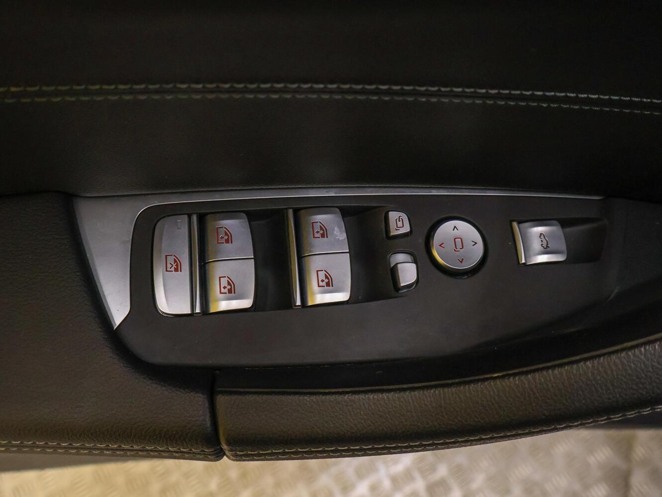 BMW iX3 vaihtoauto