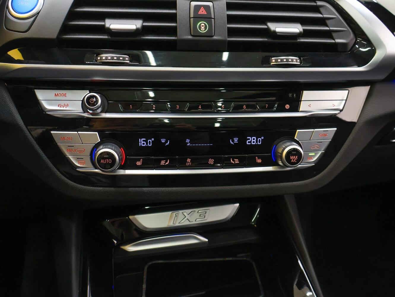 BMW iX3 vaihtoauto