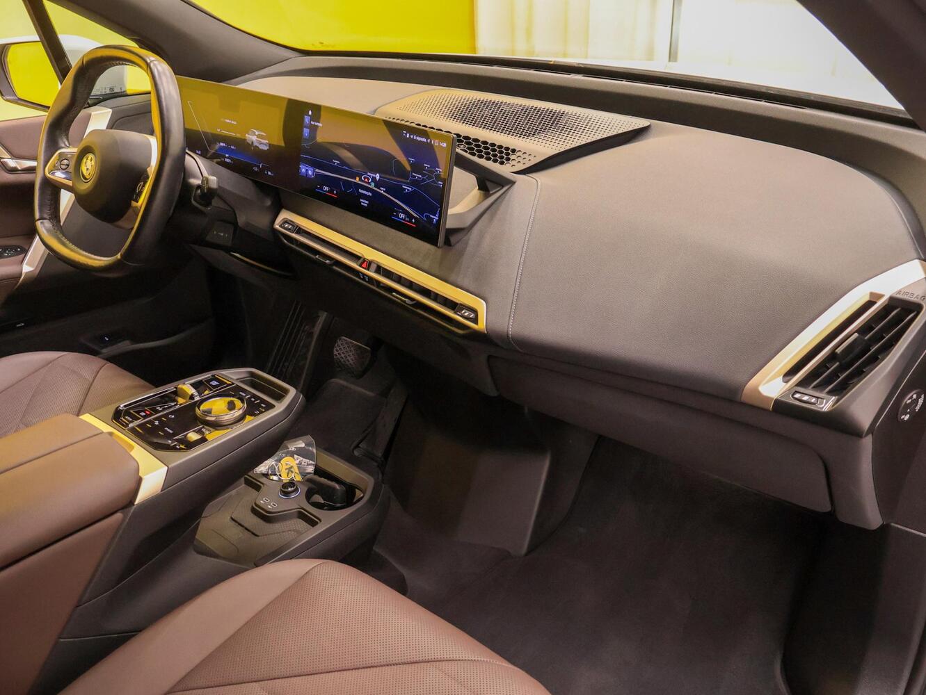 BMW iX vaihtoauto