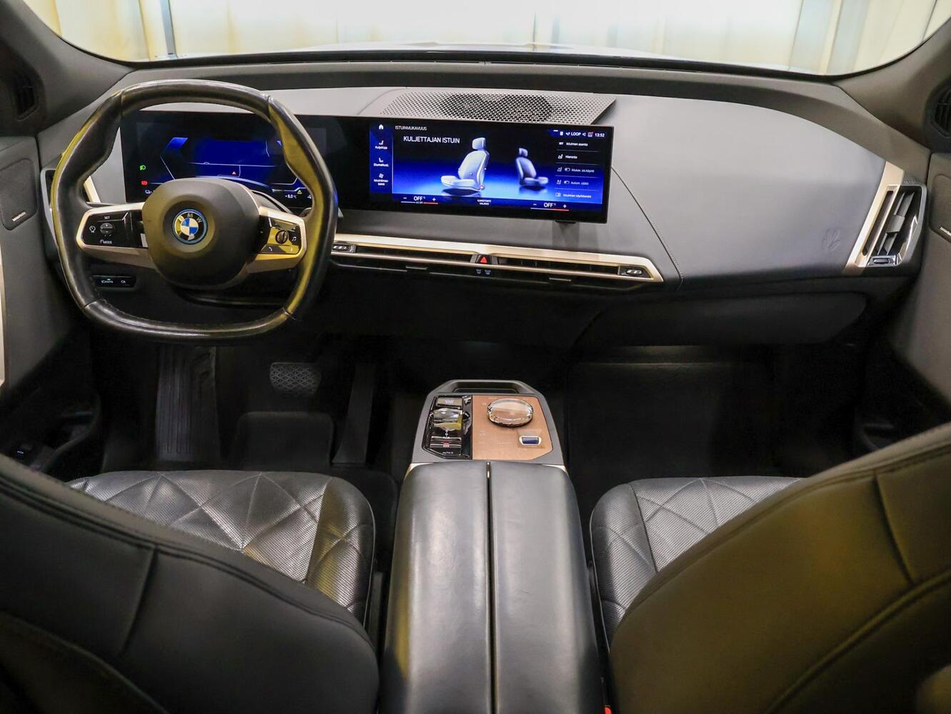 BMW iX vaihtoauto