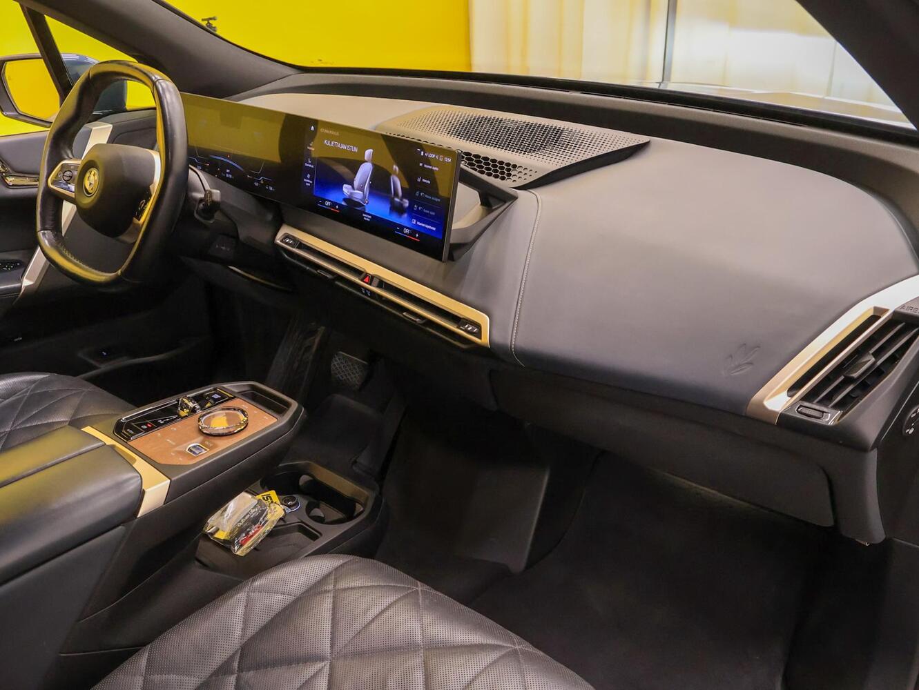 BMW iX vaihtoauto