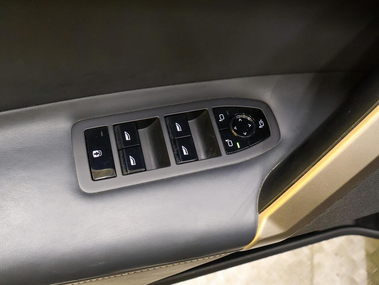 BMW iX vaihtoauto