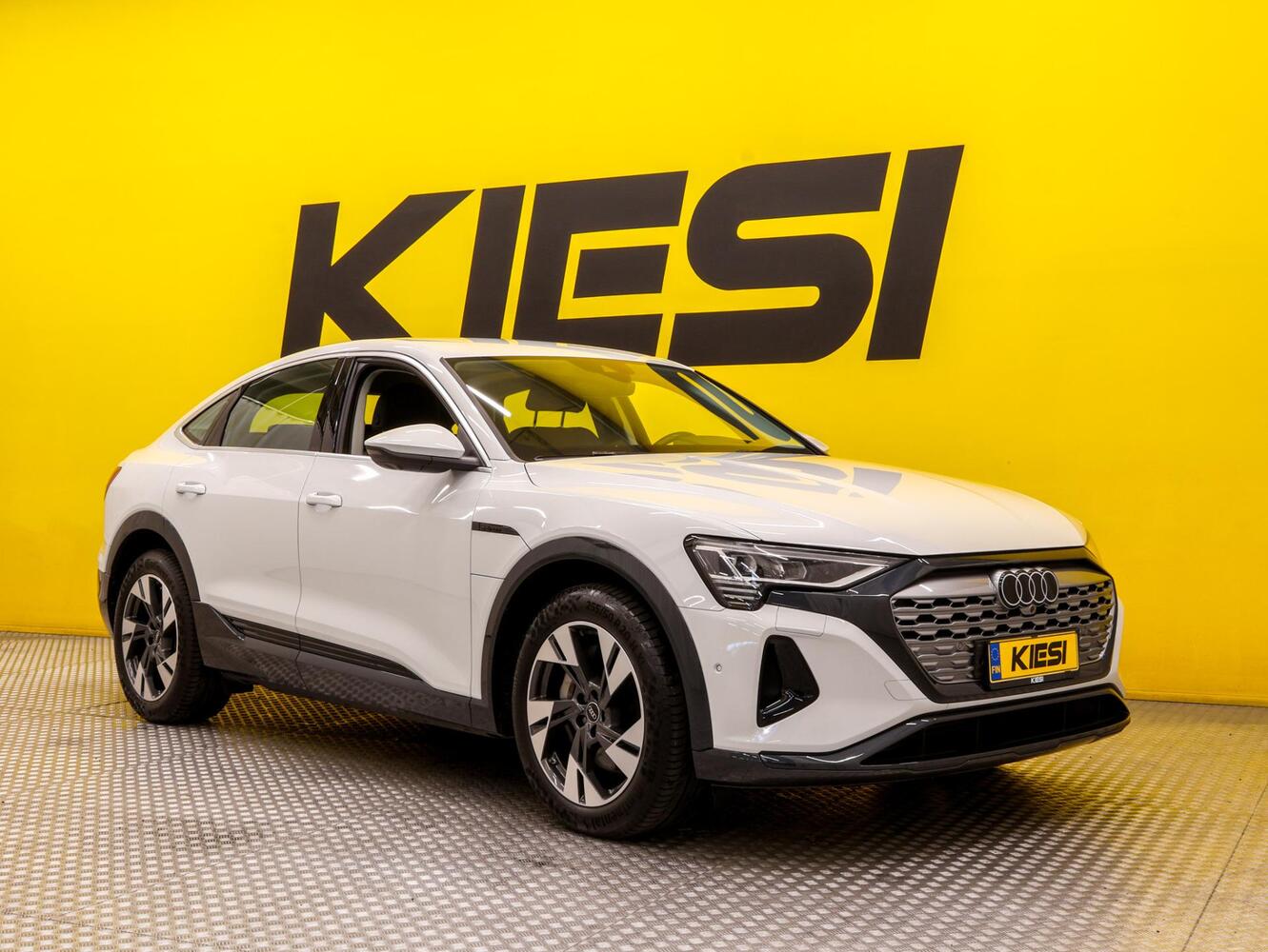 Audi Q8 e-tron vaihtoauto