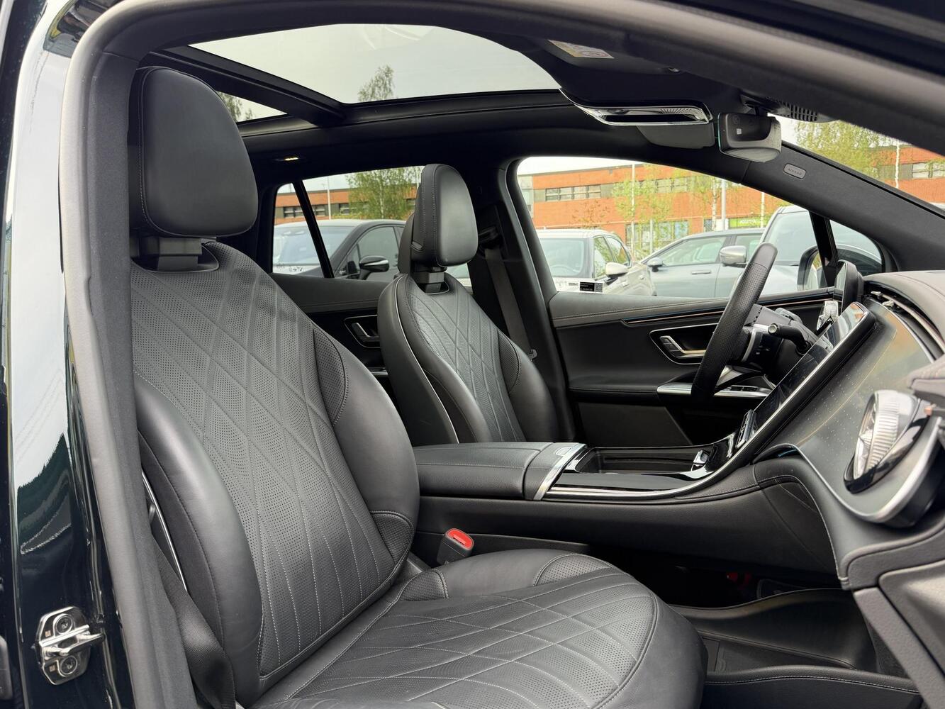 Mercedes-Benz EQE vaihtoauto
