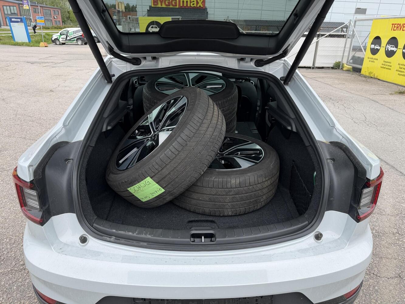 Polestar 2 vaihtoauto