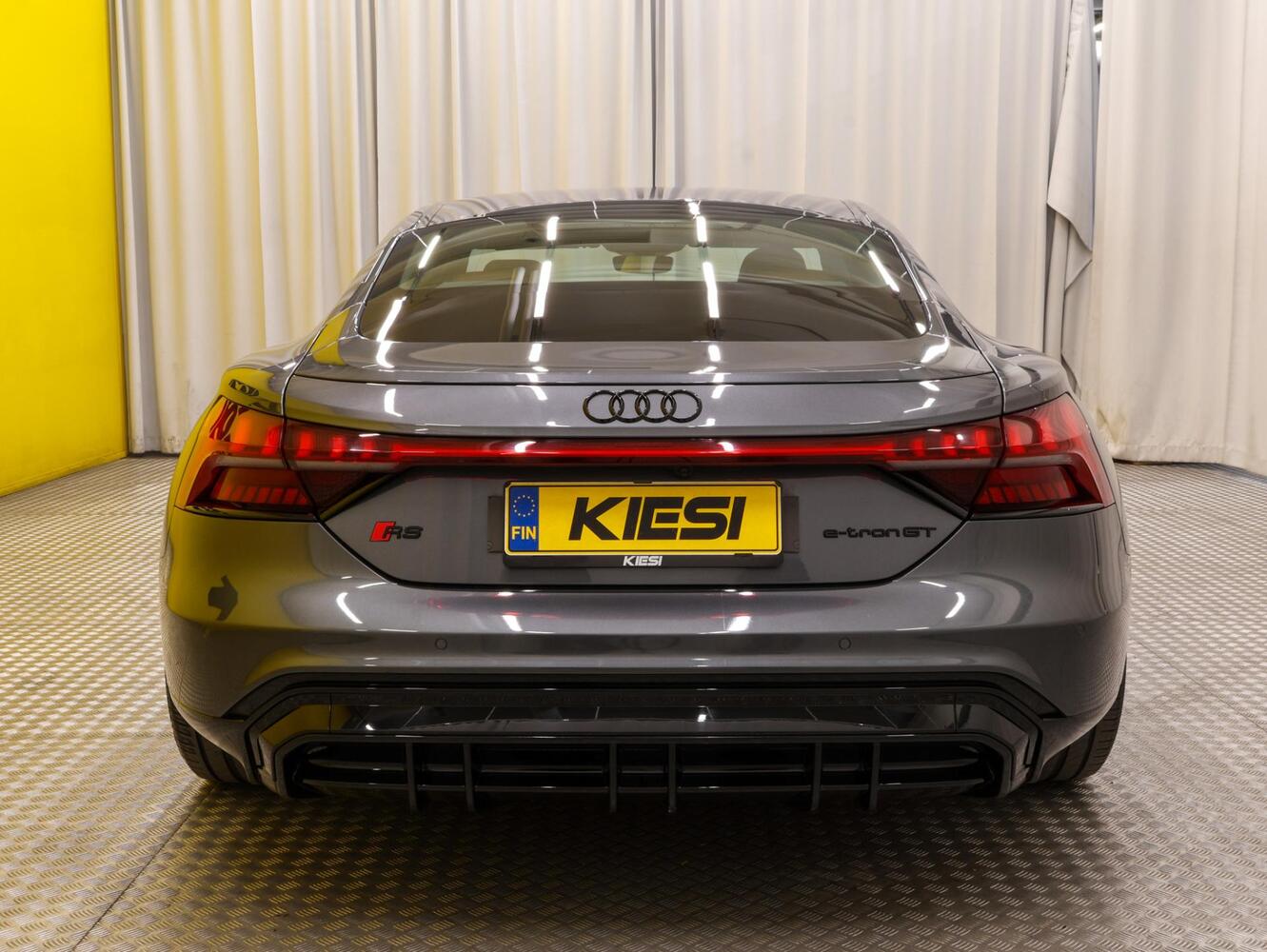 Audi e-tron GT vaihtoauto