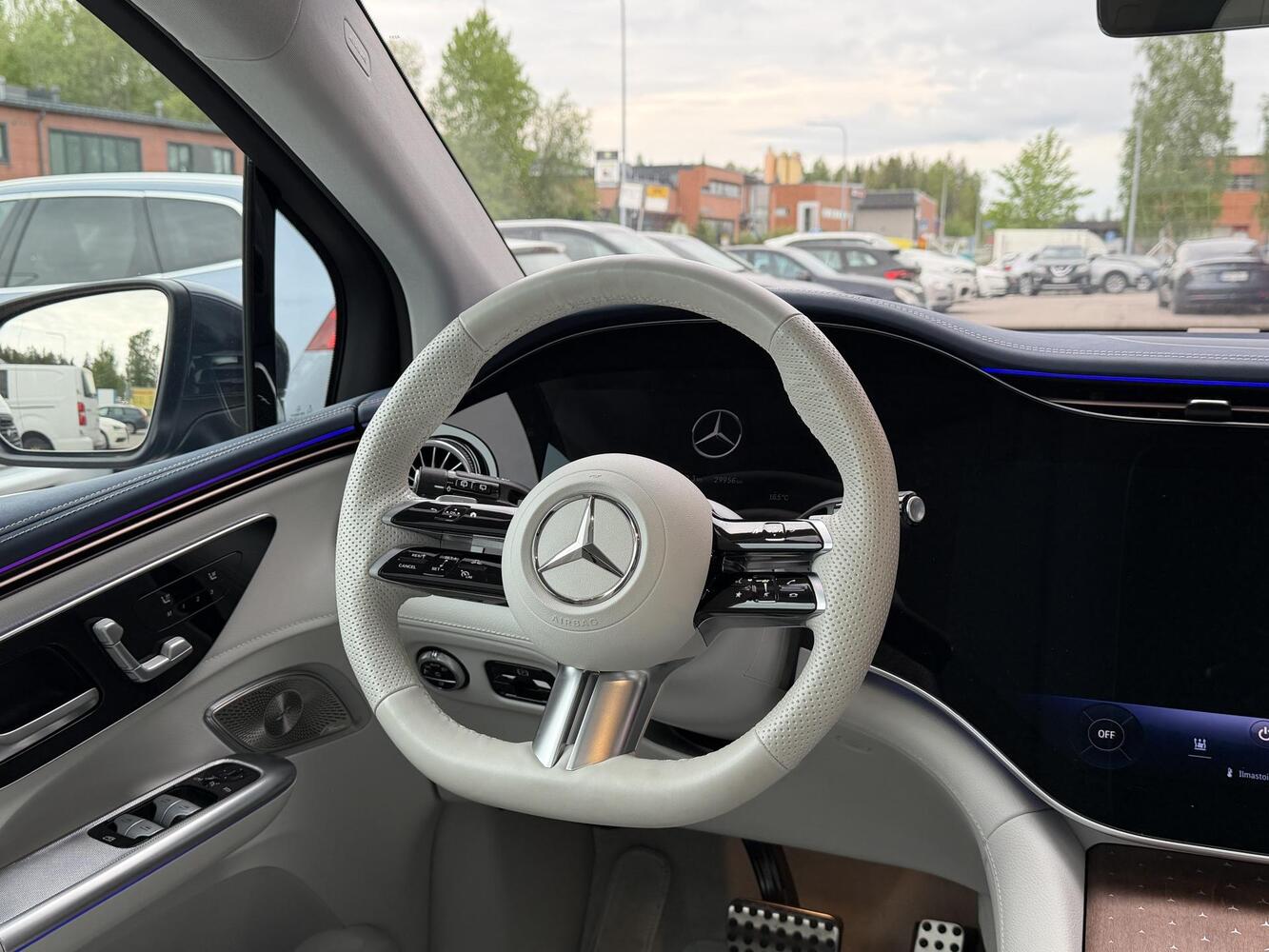 Mercedes-Benz EQE vaihtoauto
