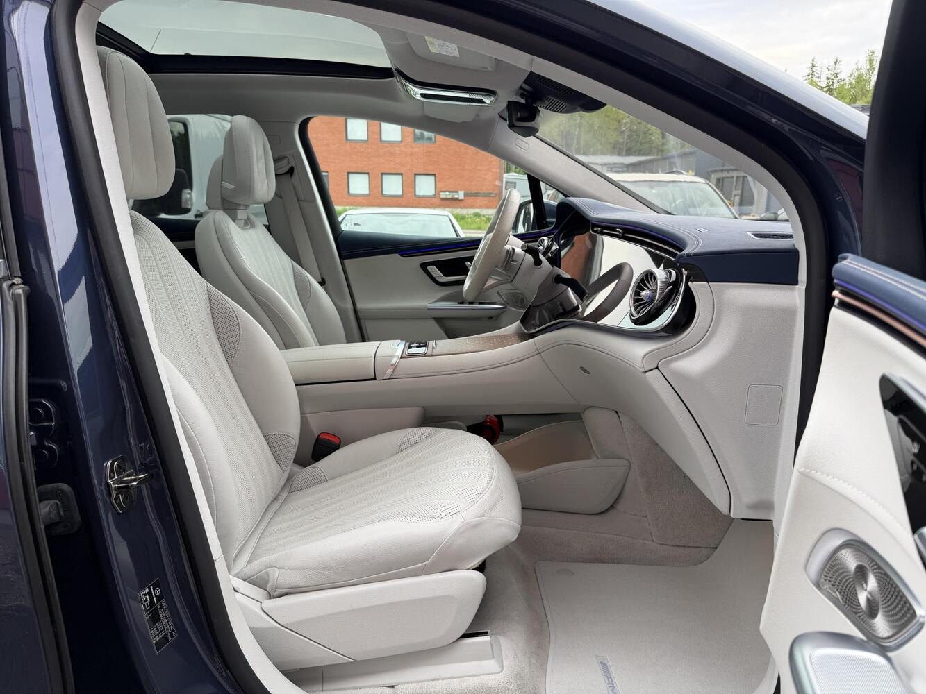 Mercedes-Benz EQE vaihtoauto