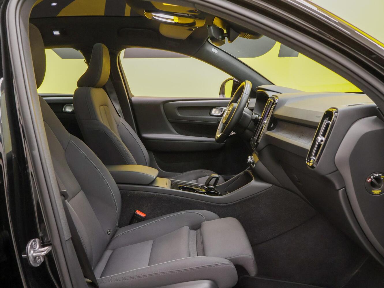 Volvo C40 vaihtoauto