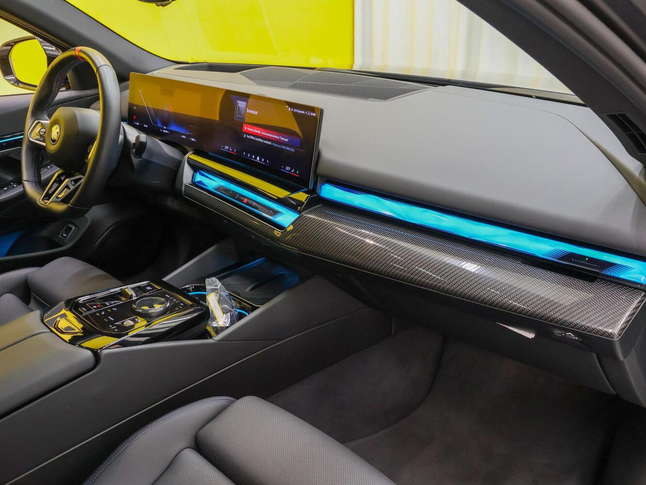 BMW i5 M60 vaihtoauto