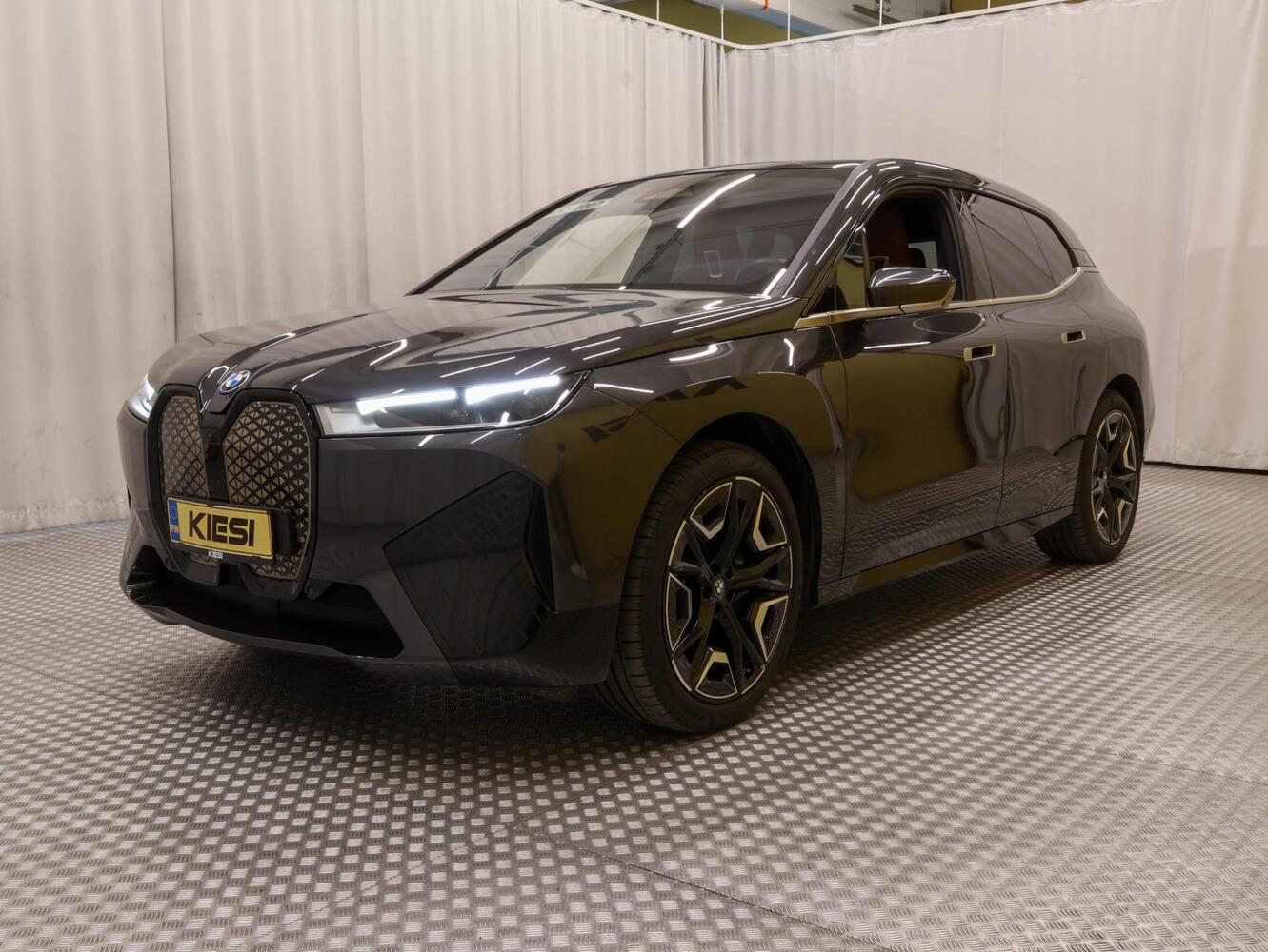 BMW iX vaihtoauto