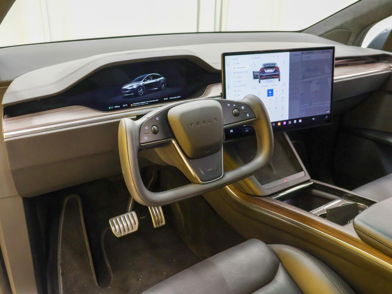 Tesla Model X vaihtoauto
