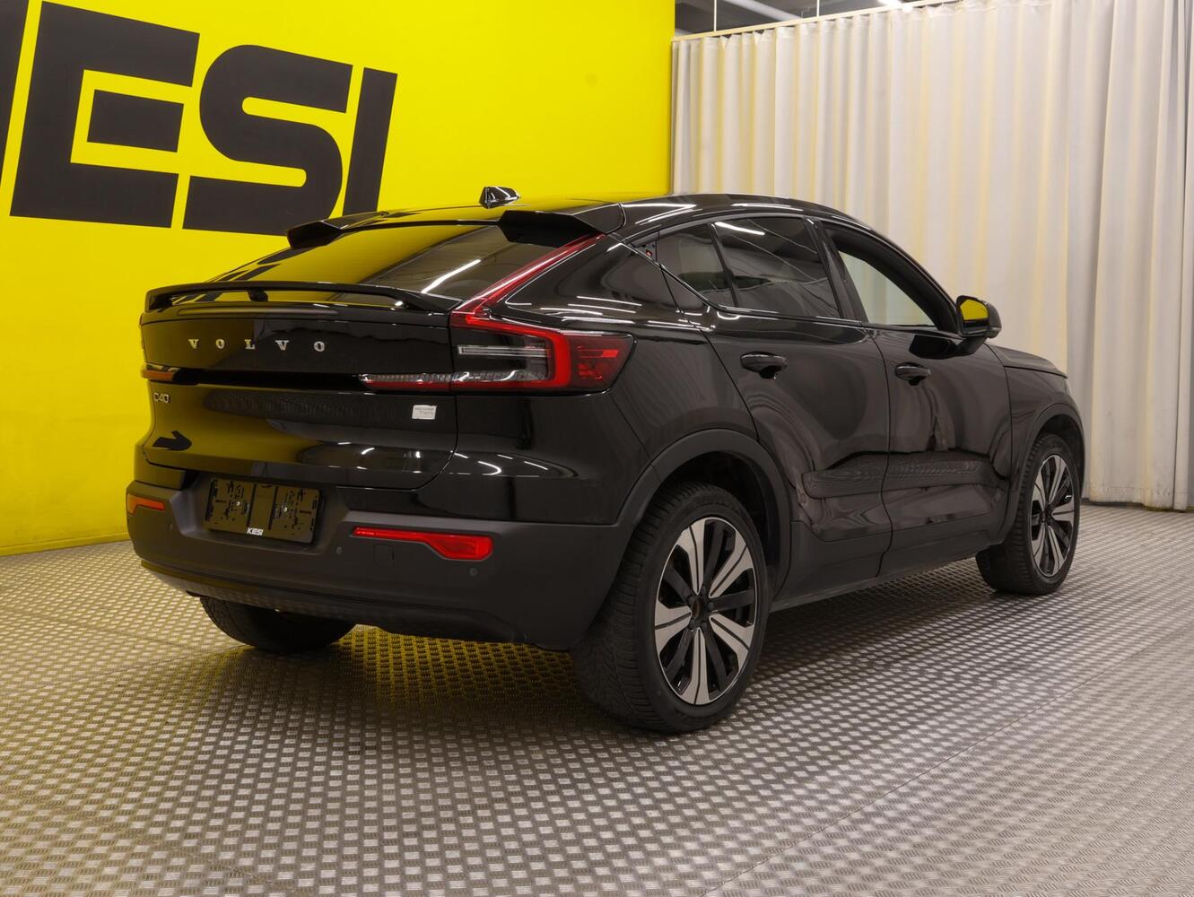 Volvo C40 vaihtoauto