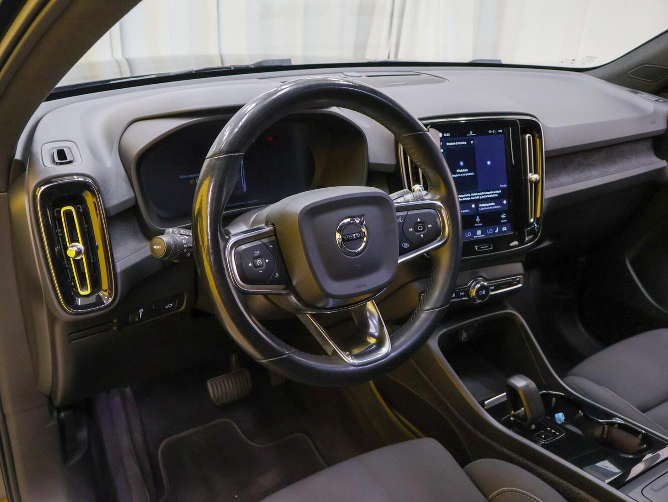 Volvo C40 vaihtoauto