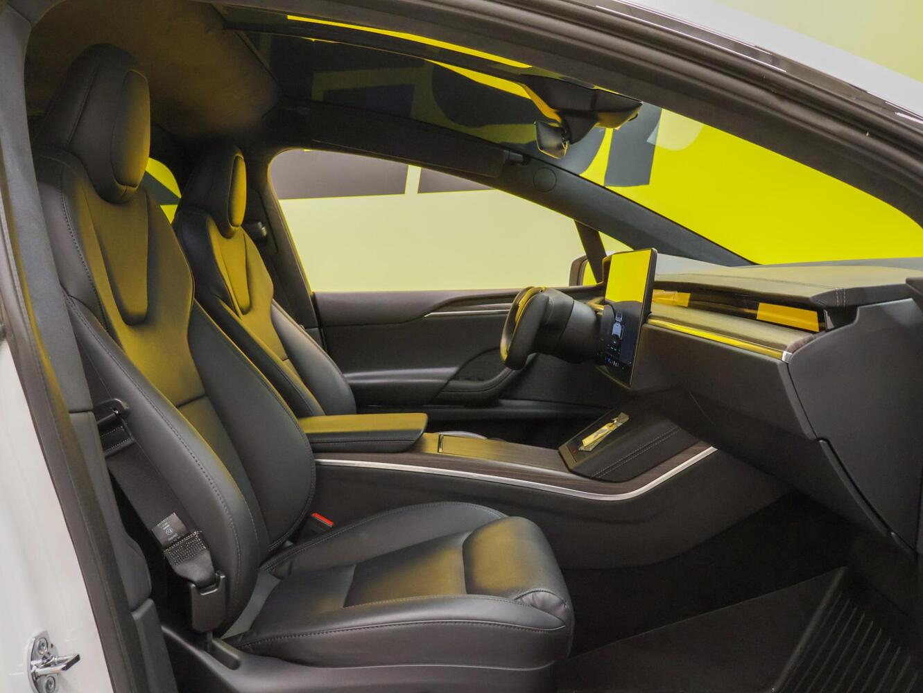 Tesla Model X vaihtoauto
