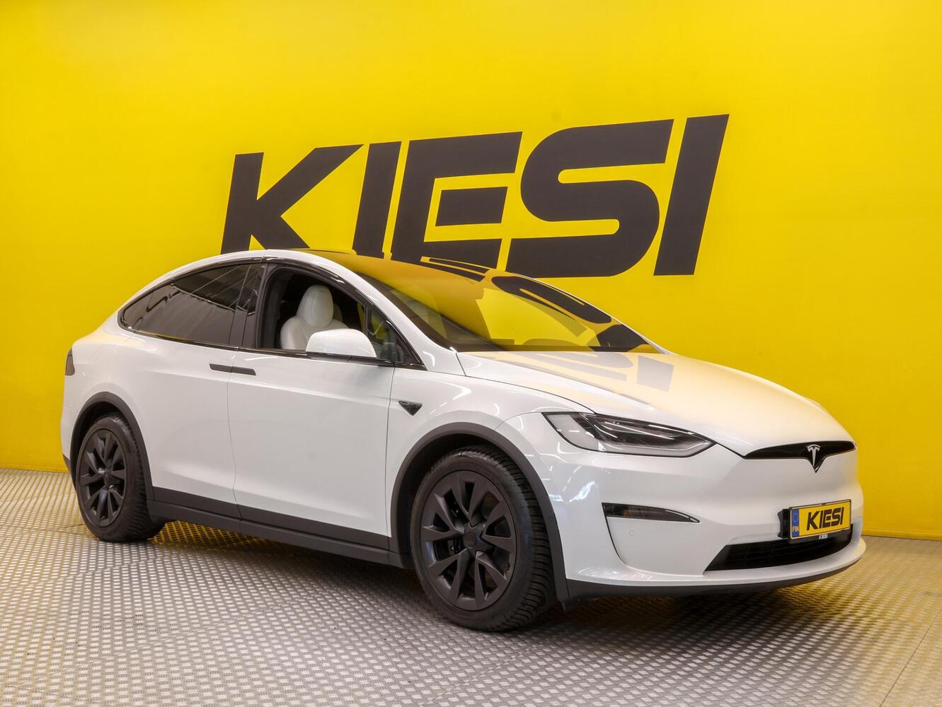 Tesla Model X vaihtoauto